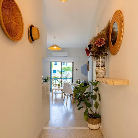 Sea Breeze 1-br In *