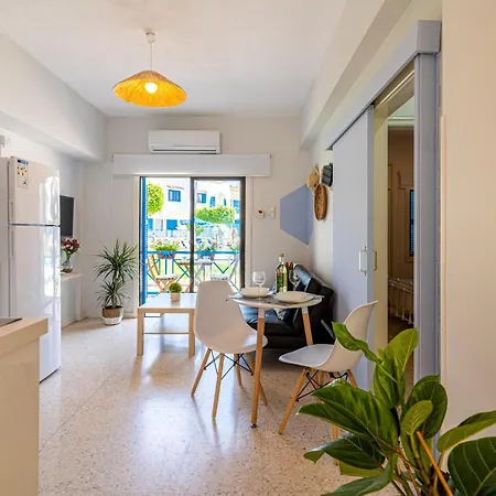 Sea Breeze 1-br In Пила